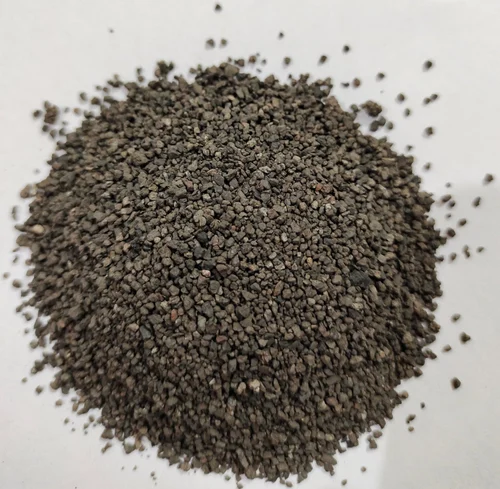 double-roasted-black-bentonite-granule